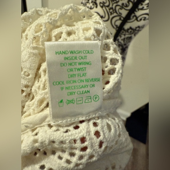 Lilly Pulitzer Long Lace Maxi Dress/Coverup - Picture 9 of 9